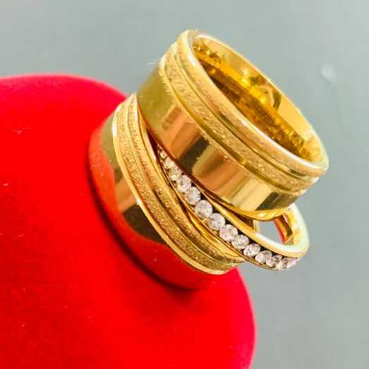 Promoção Aliança Casamento Noivado Reta 2 Riscos Moedas Antigas Ouro 18k Com Aparador Cravejado